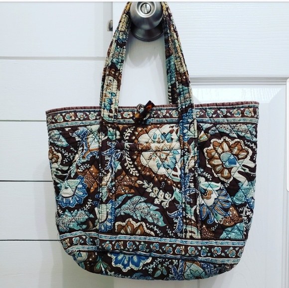 Vera Bradley Handbags - 🍉 Vera Bradley Vintage Brown and Java Blue Bag